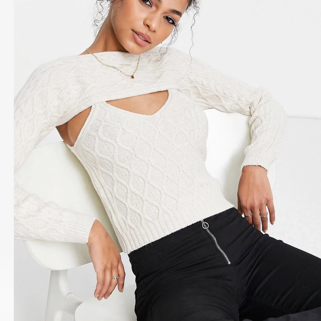 Beige stickad tvådelad topp