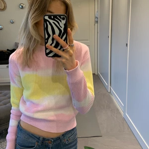 SÅ UNIK STICKAD💛🌸⚡️💅🌼 - SÅ UNIK STICKAD💛🌸⚡️💅🌼