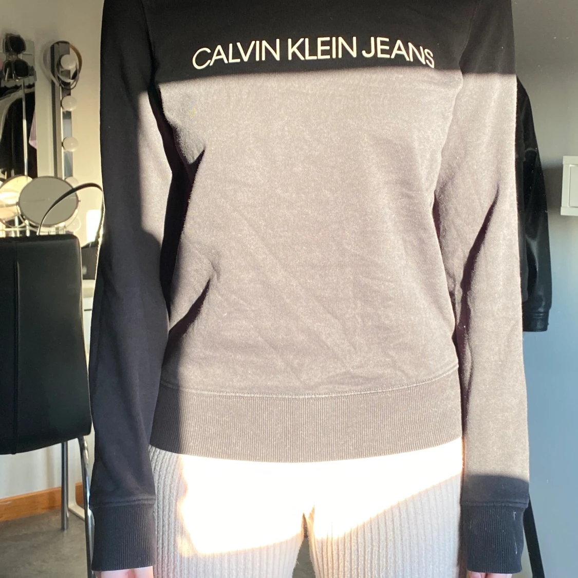 Calvin Klein sweatshirt 