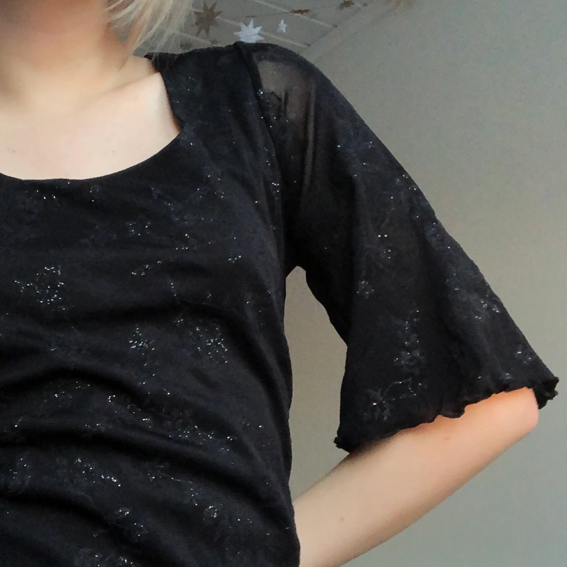 Svart top med mesh - 91