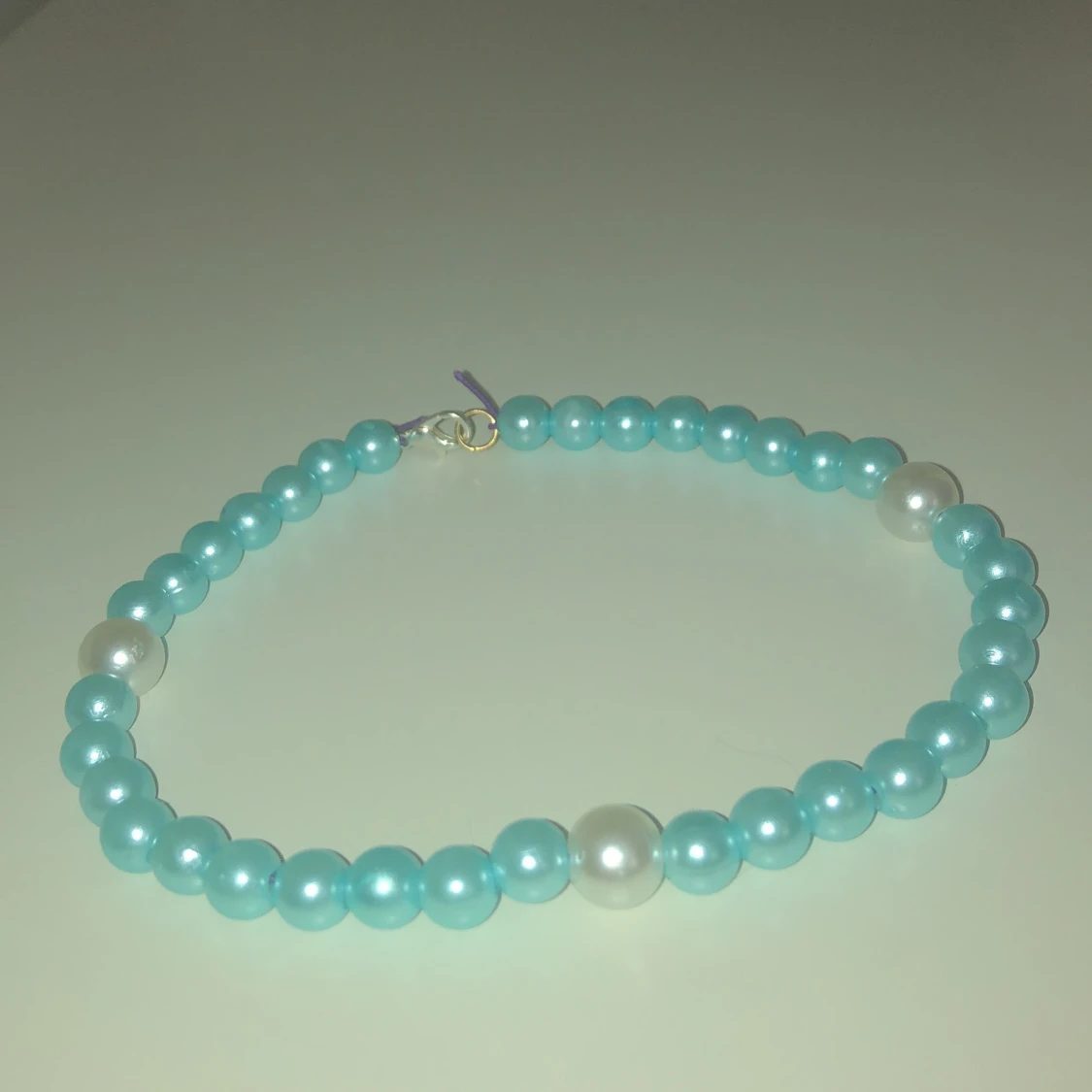 Blåt halsband 💙🤍