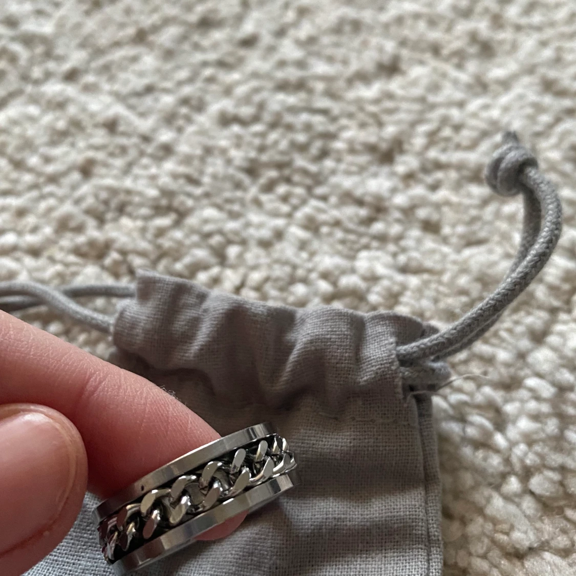 Silverring med kedja - 90