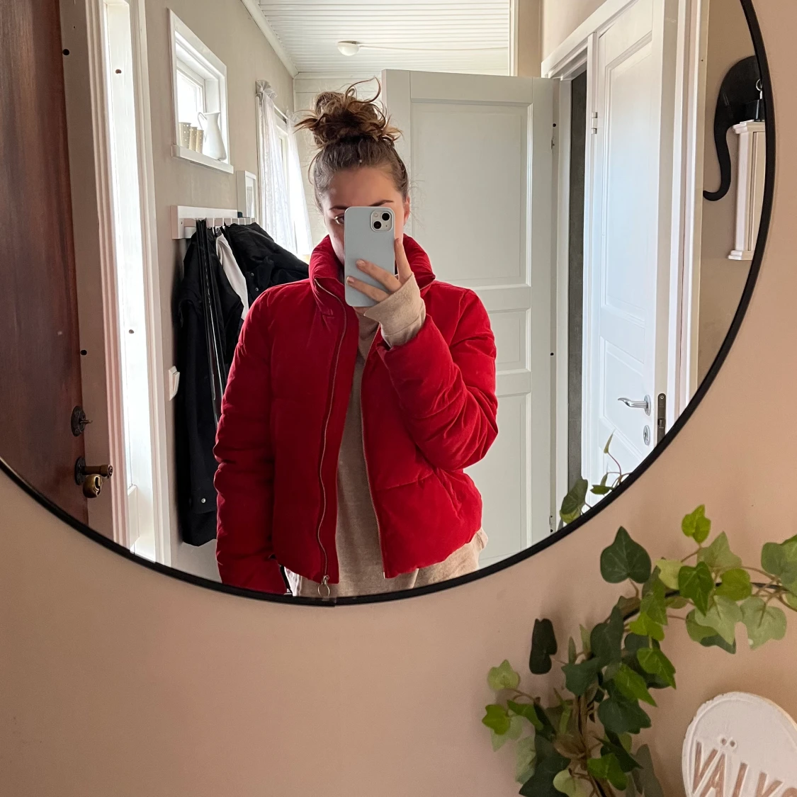 Röd vinterjacka  - 91