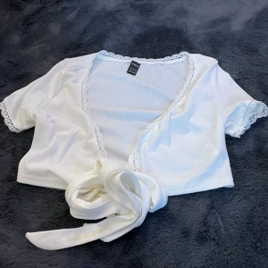 Tröja - Vit tröja från SHEIN 