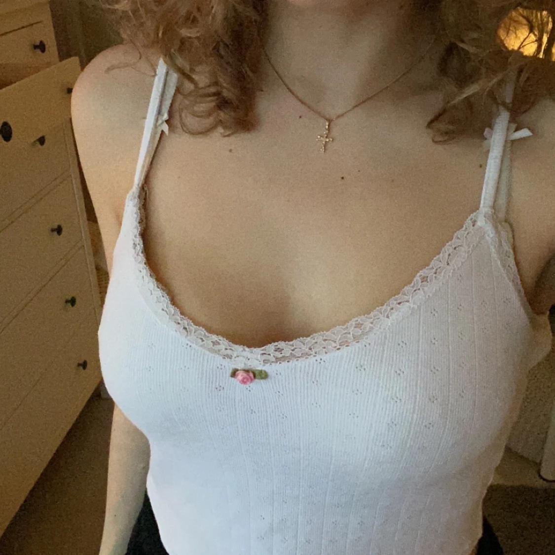 Gulligt linne med ros 