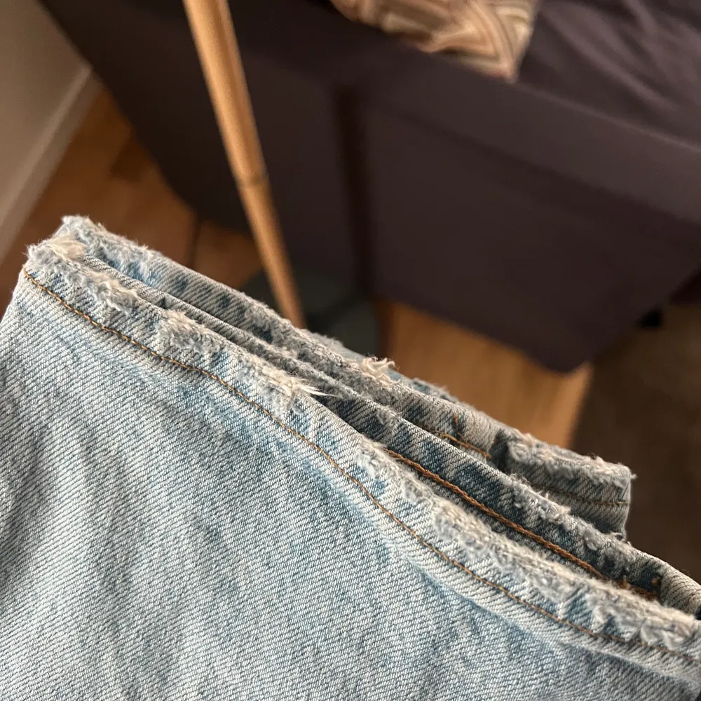 Ljusblåa jeans från tiger of sweden, använt ett fåtal gånger. Storlek 30/30, nypris 1499kr!. Jeans & Byxor.