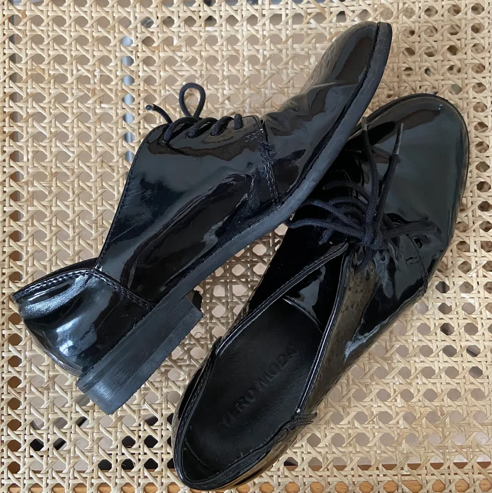 Lätta skor från Vero Moda, stl 38. Köparen betalar frakt 📦  . Skor.