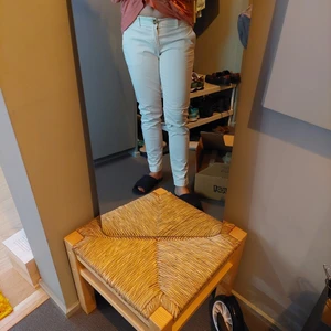 Banana Republic City Chino white - One of my favorite pants due to the fit and breathable material. Unfortunately I only wore it maybe 3 times as it no longer fit my tummy :(