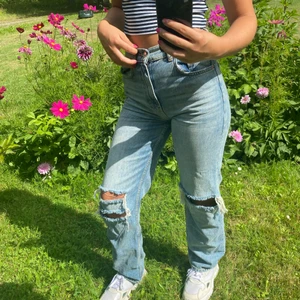 Jeans från Gina - Dessa jeans är använda ett par gånger. Säljer då de är lite för små för mig. 