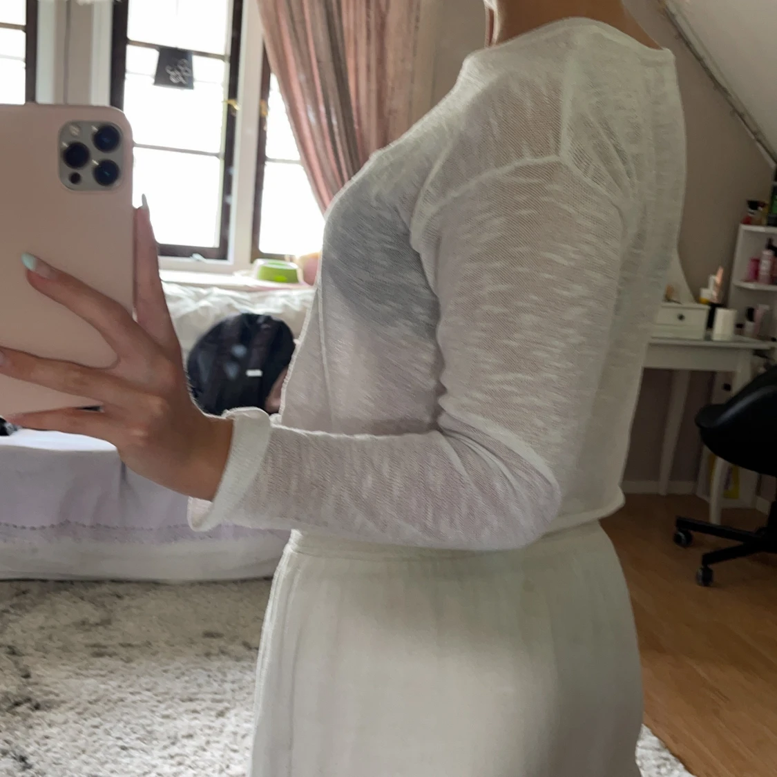 Genomskinlig vit topp - 90