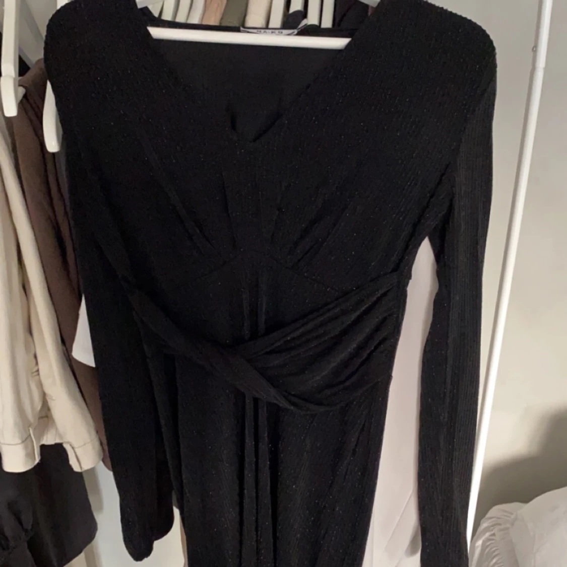 Glitterklänning i nyskick! - 90