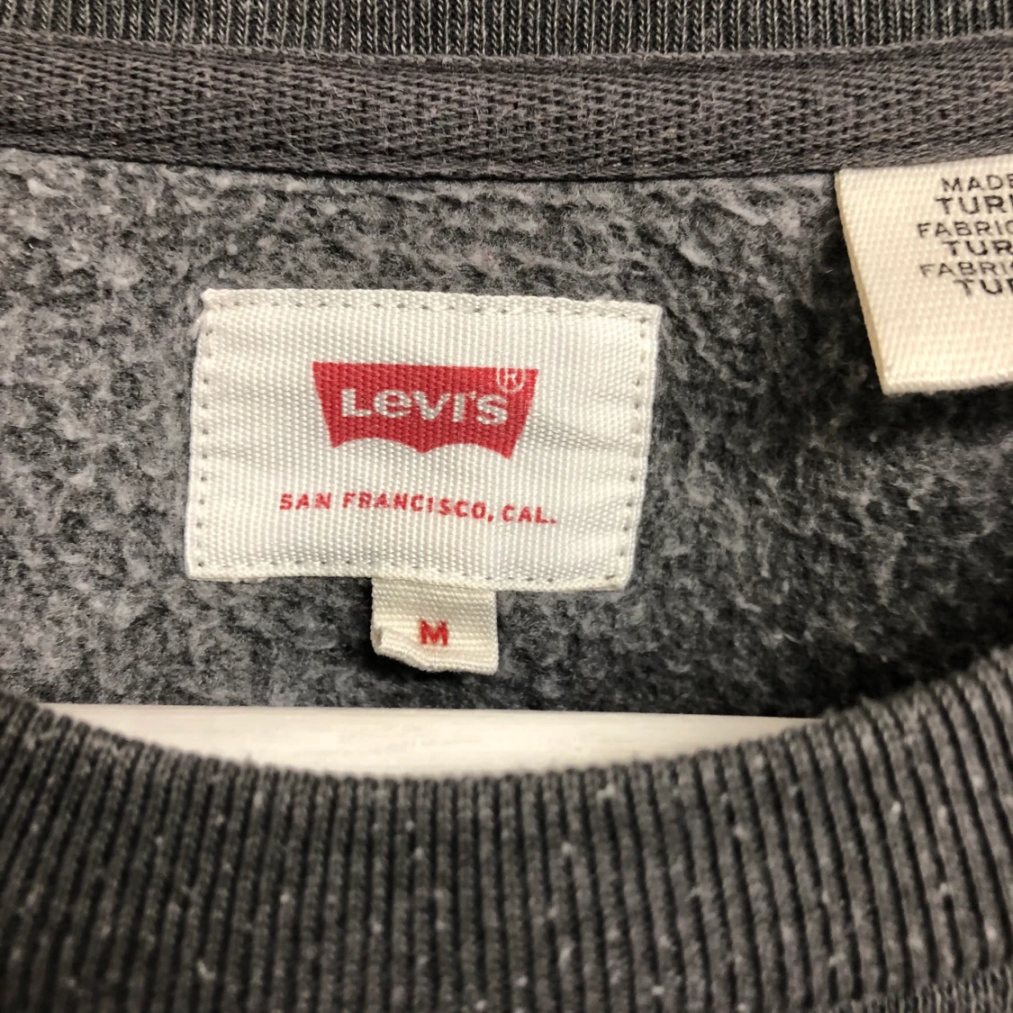 Levi's sweatshirt, Medium - 90