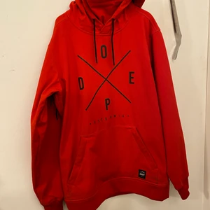 Dope MMIX Jacka - Använd 2 säsonger inga fel eller hål på den. Inköpt för cirka 2000kr 