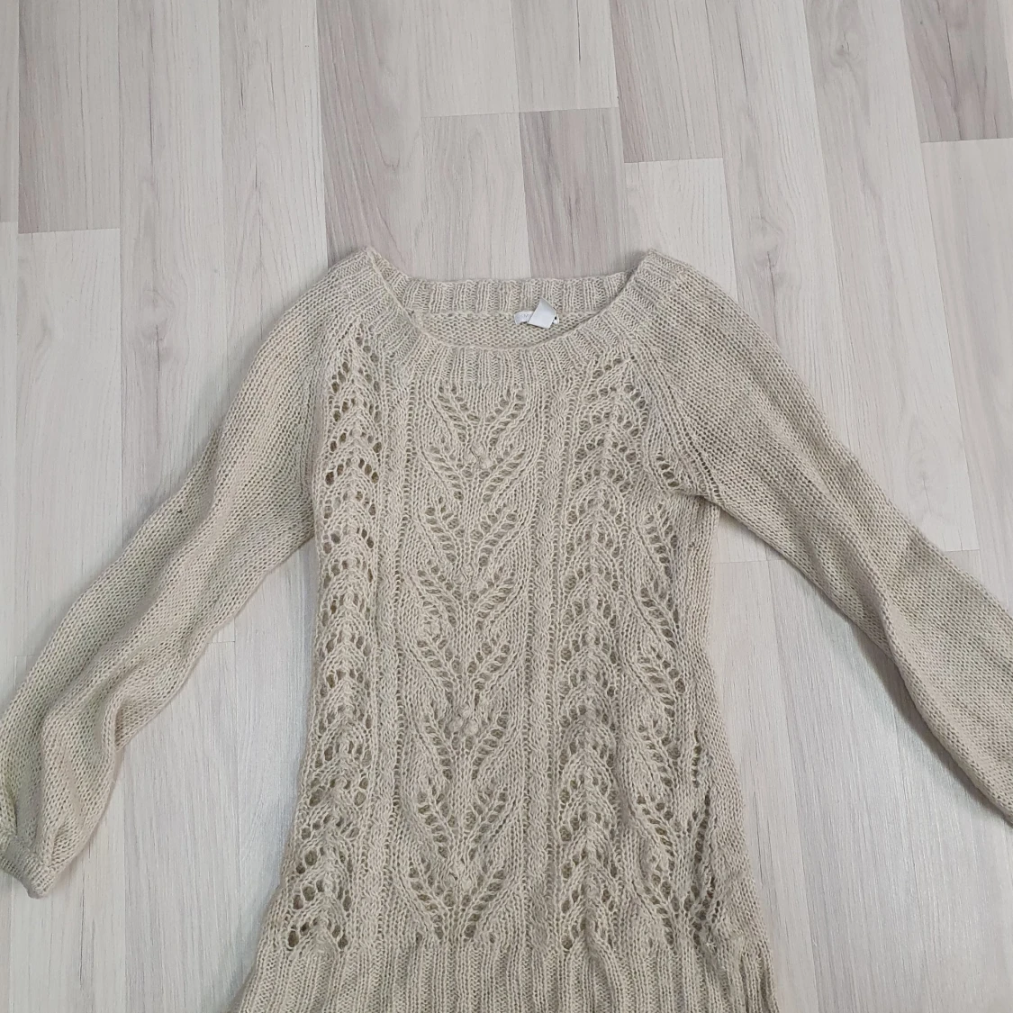 Stickad tunika/längre tröja stl s