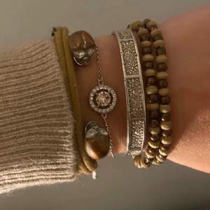 Armband från Lily and Rosé, 150kr 🤎