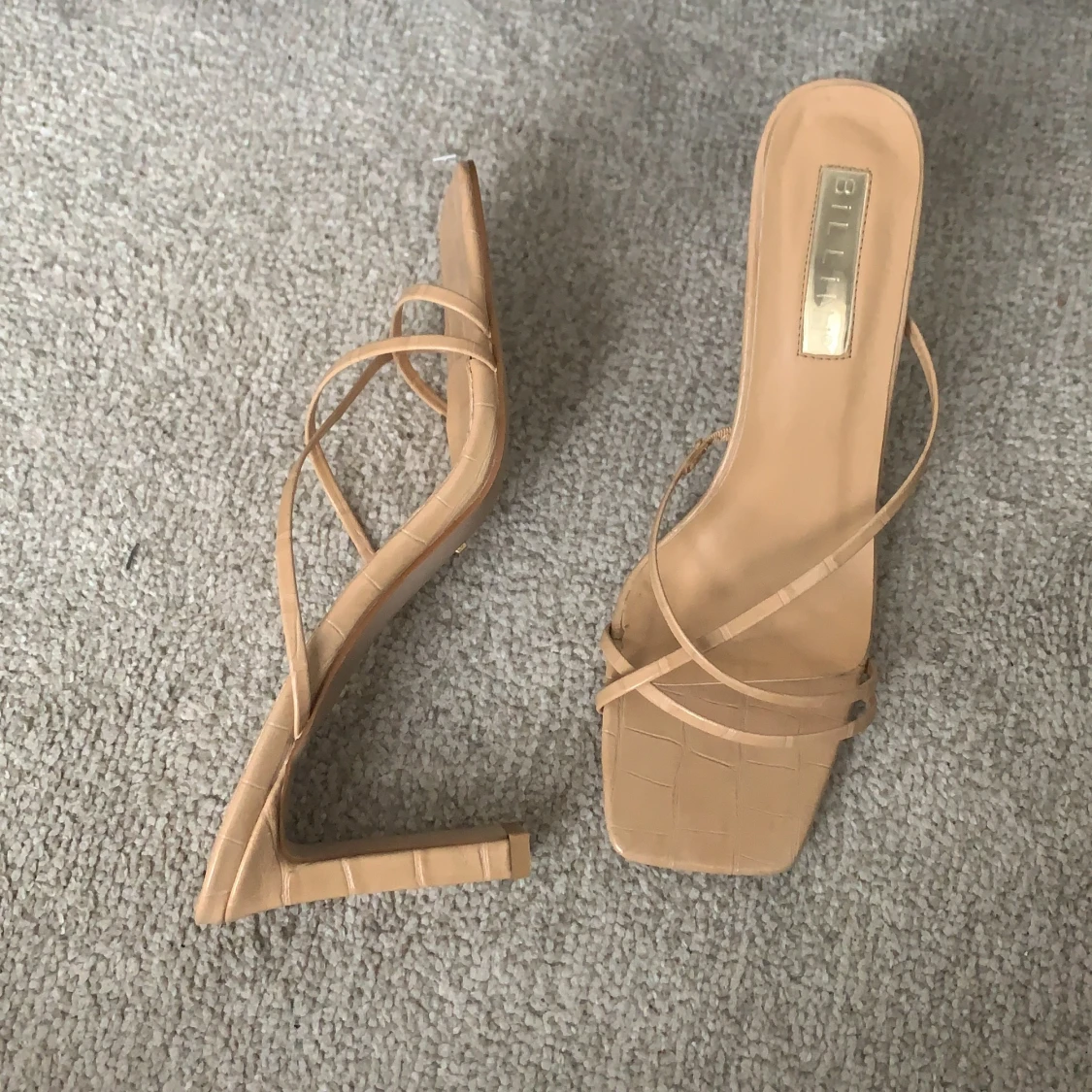 fina klackar ifrån whitefoxboutique!  - 91