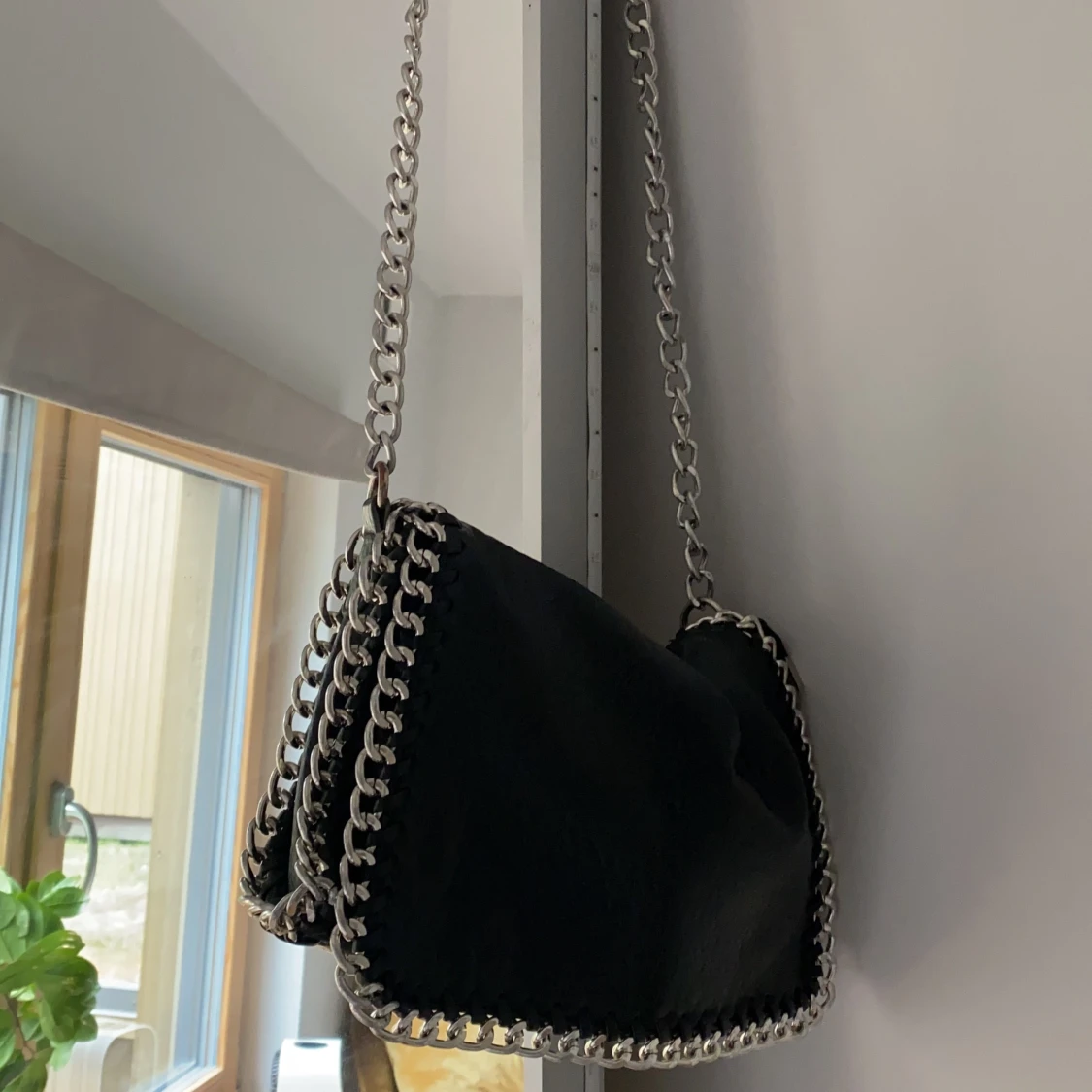 Svart väska - 90