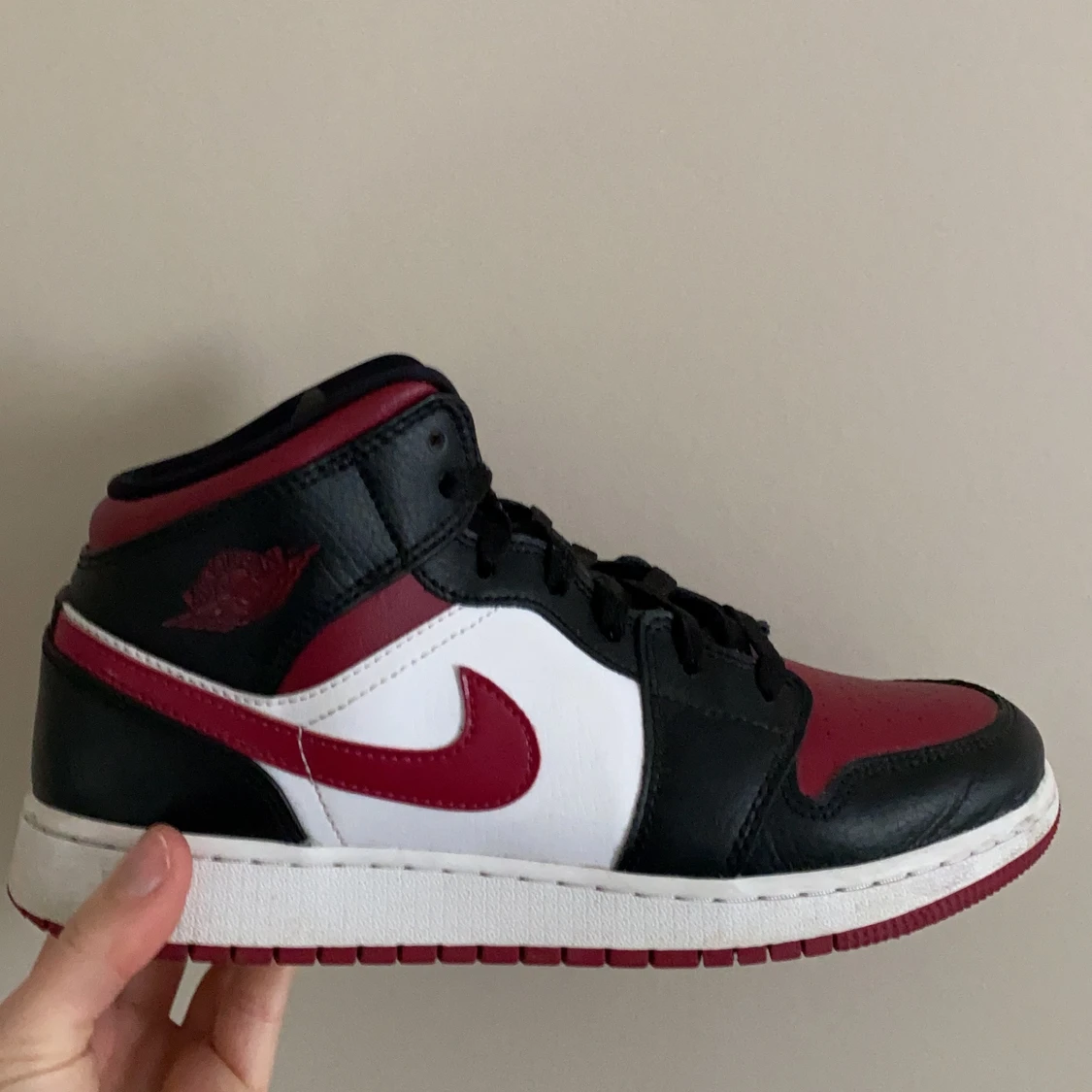 Jordan mid strl 40  - 90