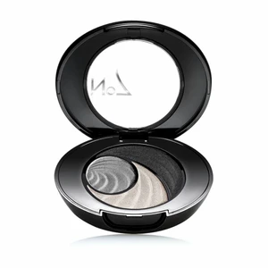 No7 Smokey Grey Trio Ögonskugga (NY)  - Snygg helt ny/oöppnad palett by No7, med tre färger i matchande toner som ger många kombinationsmöjligheter för så väl vardag som fest. Lätta att applicera och håller länge.  No7 Trio Eyeshadow är en palett med tre ögonskuggor i matchande ögonskuggorna är lätta att applicera och håller länge. Med ögonskuggepaletten har du många kombinationsmöjligheter och du kan skapa både nedtonade vardagssminkningar så väl som vågad fest-makeup.                                     Ordinariepris: 189:-