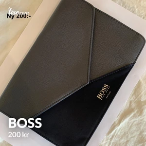 Boss väska  - Nästan som ny. Kuvertväska
