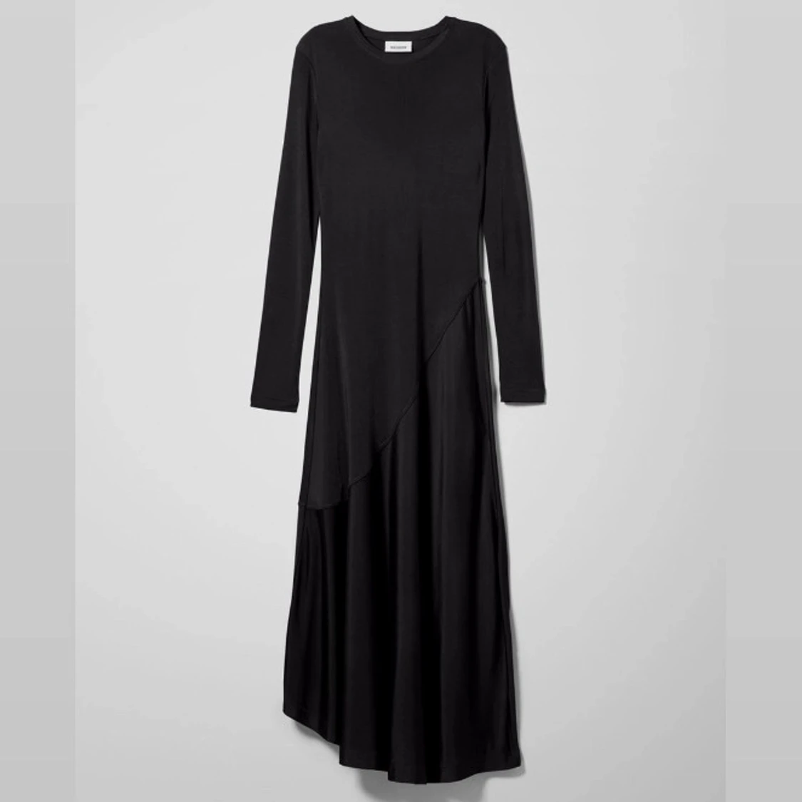 Weekday klänning (ny med prislapp)