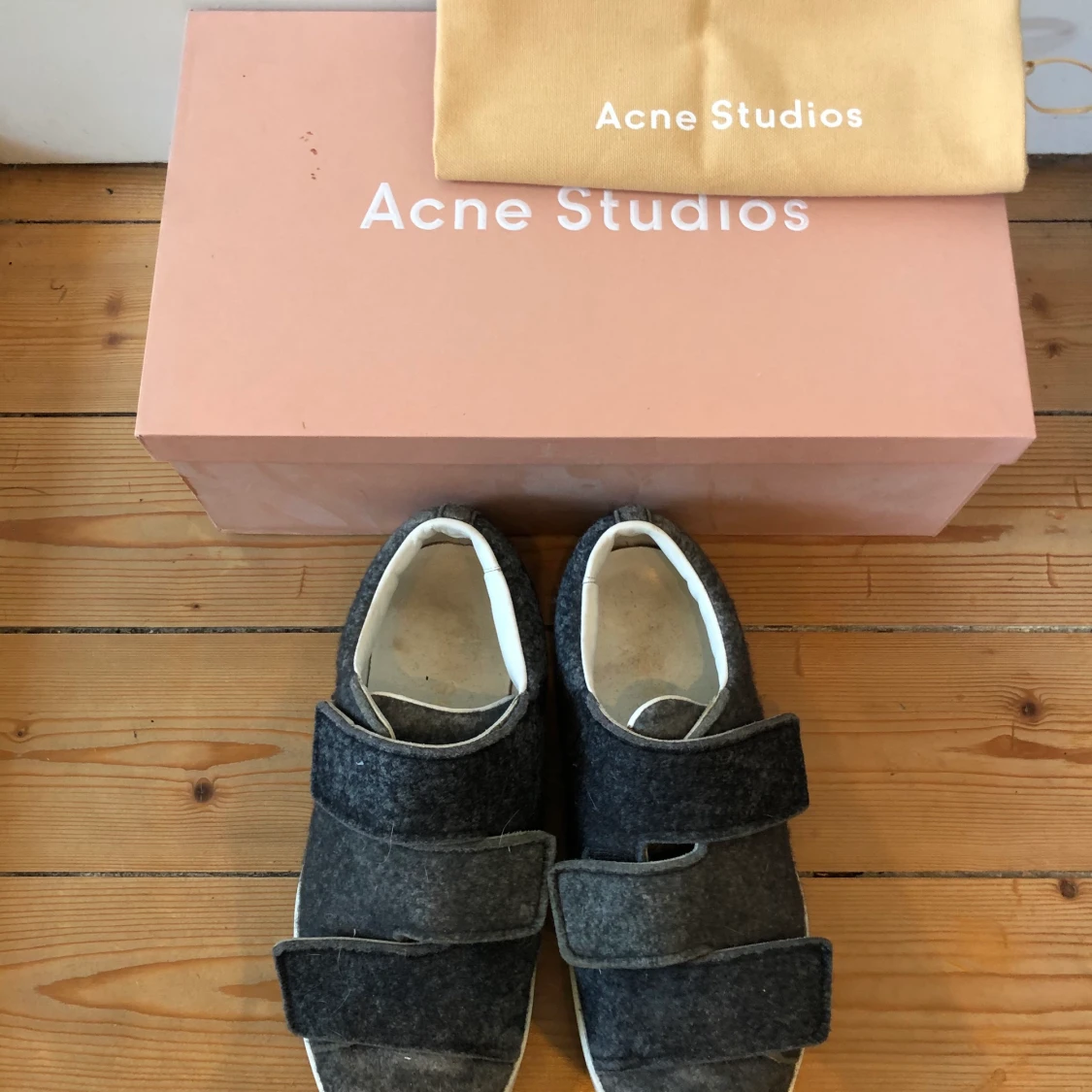 Skor Acne strl 40 - 91