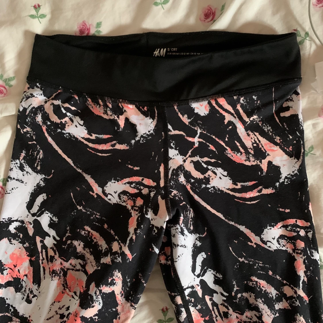 H&M träningsleggings S