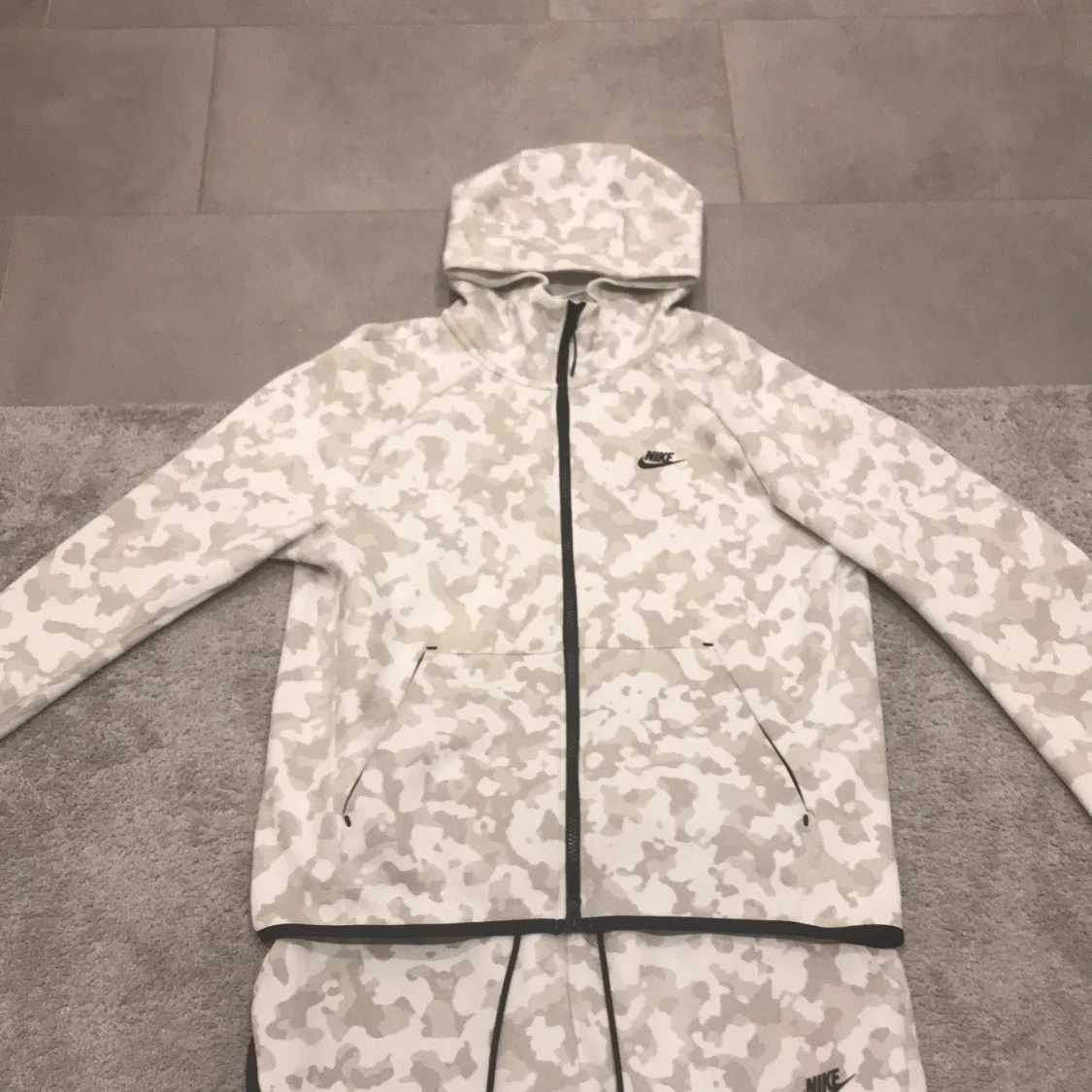 nike tech fleece tracksuit - 90