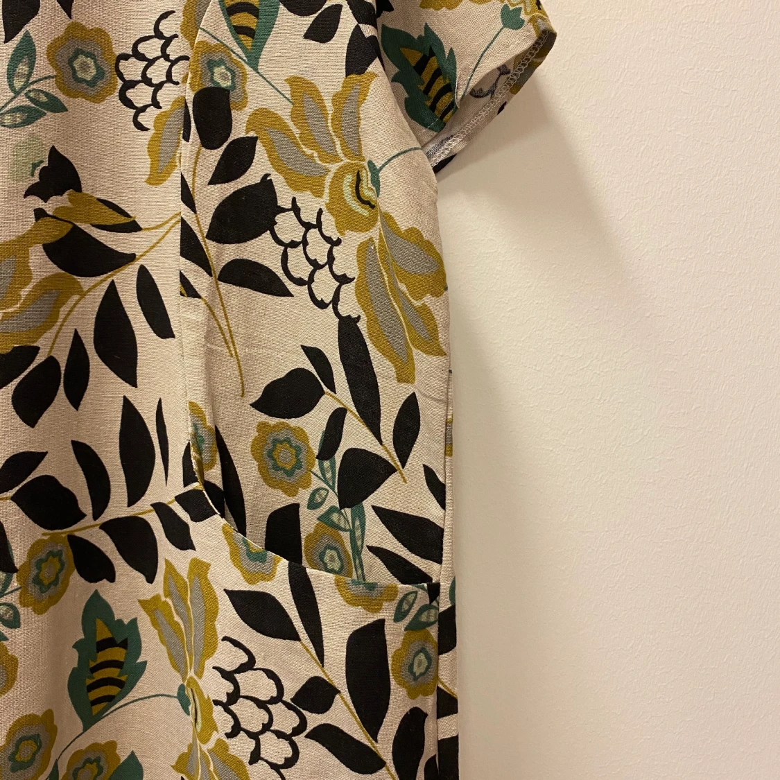 Mönstrad sommarklänning  - 90