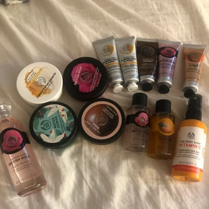 The body shop - Hej! Jag har samlat länge på the body shop och har för mkt då jag säljer de pga att ja inte använt de går och kmr nog inte göra då ja har för mkt.                                  Ord pris 1020 kr. Och mitt nya pris är 150 kr + frakt.