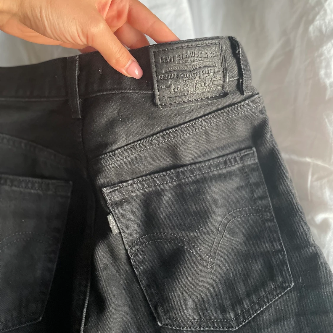 Levis high loose strl 25 / längd 33 - 90