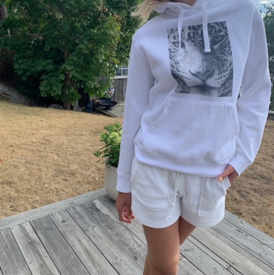 The cool elephant hoodie - 91