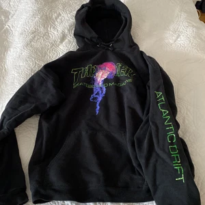 Oversized hoodie. Storlek S/M - Oversized hoodie. Storlek S/M, hör gärna av er om fler bilder 