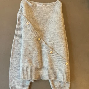 Tröja från design by si - Super snygg tröja från designbysi. Inte använd