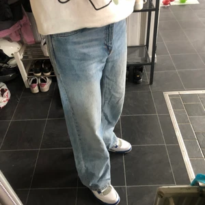 Monki jeans - Monki jeans, storlek 29, bra skick, pris 150kr