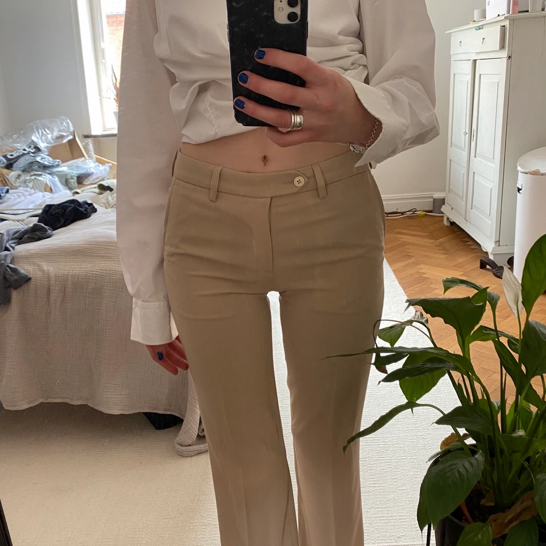 Filippa K beige kostymbyxor