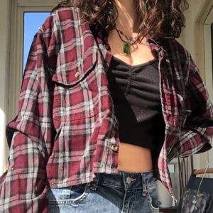 Flanellskjorta  - Flanellskjorta köpt på second hand i gbg. Passr mig med strl S