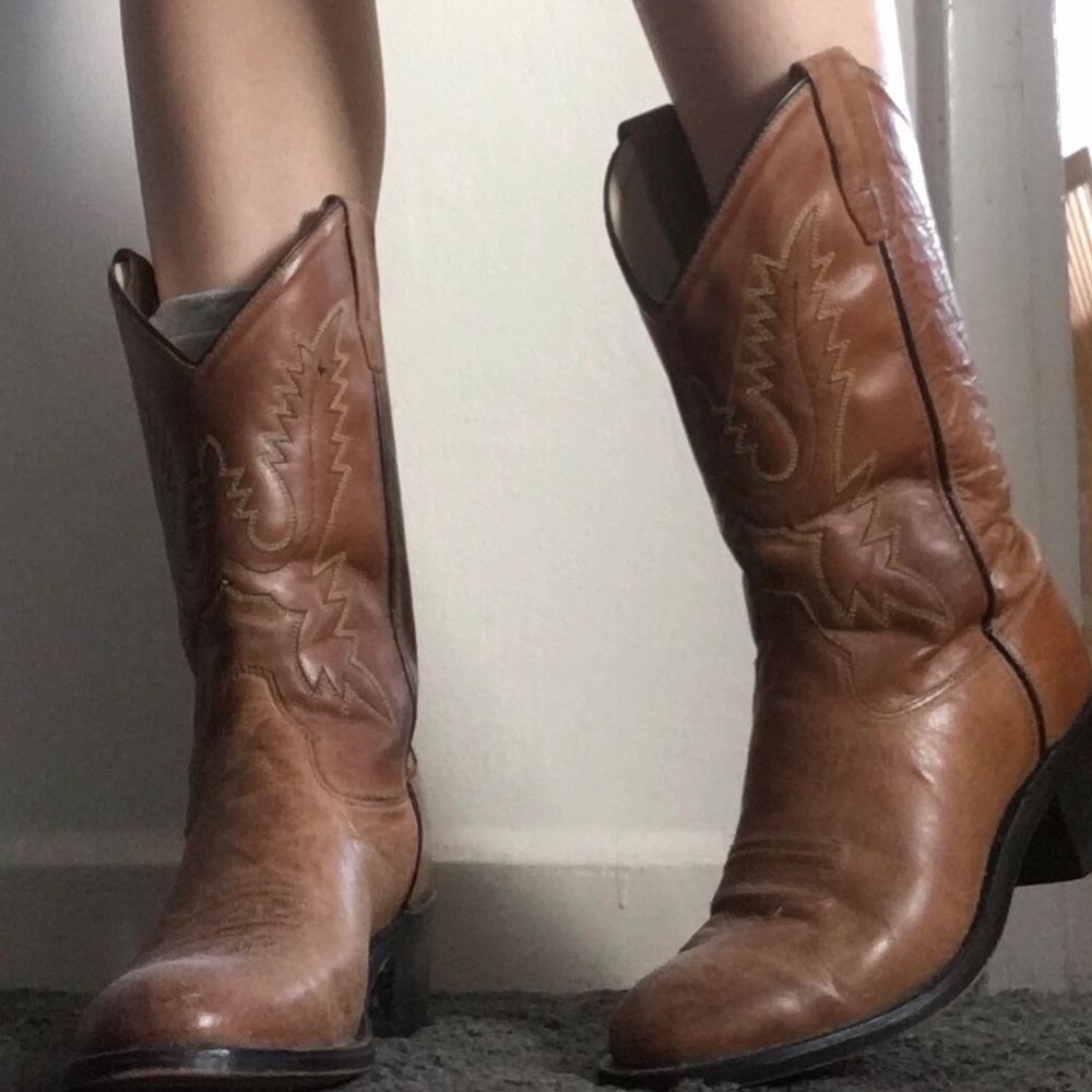 تعصب ألكسندر جراهام بيل مأساة cowboy boots dam - mjarus.com