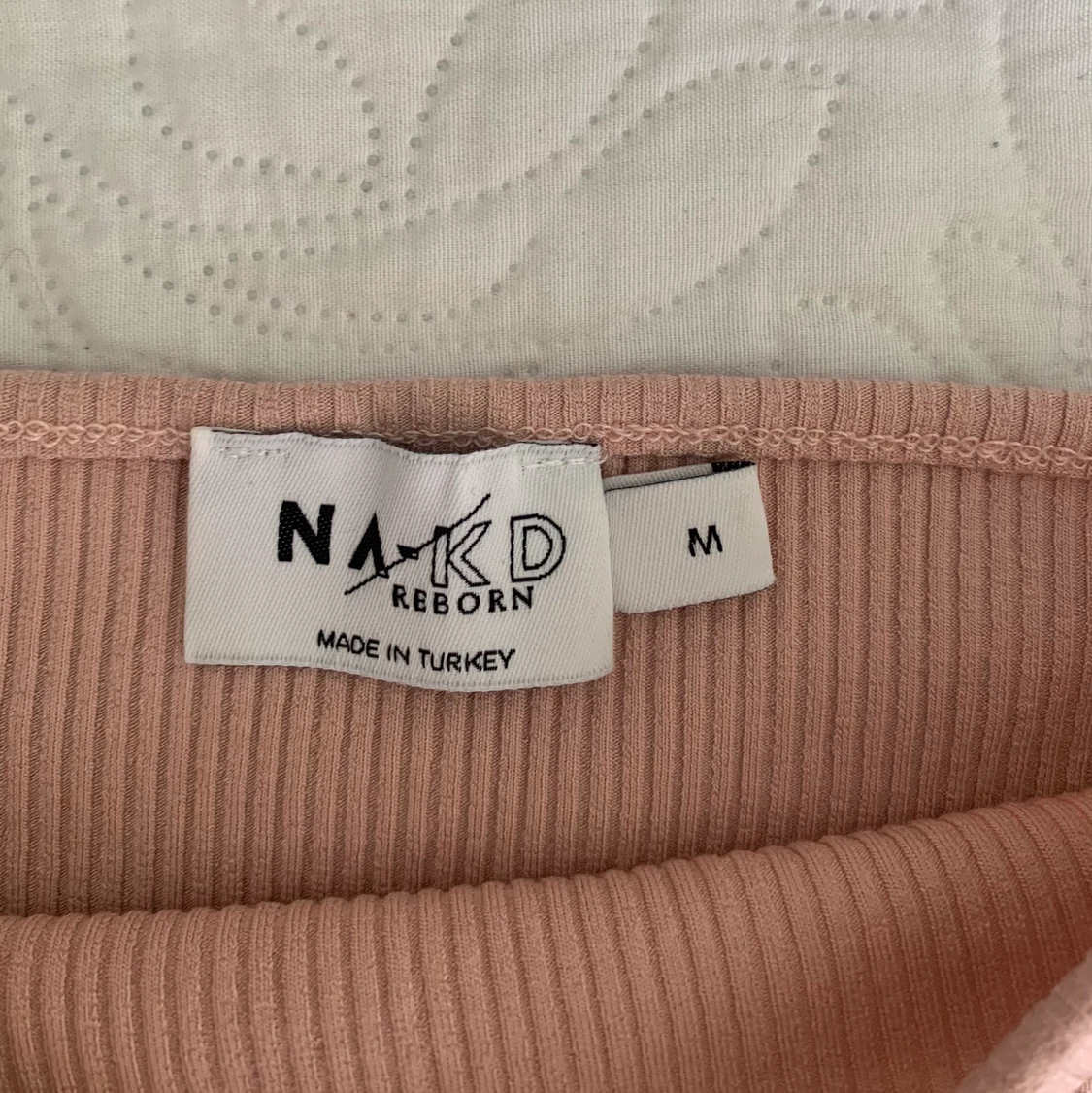 Rosa linne i storlek M.  - 91