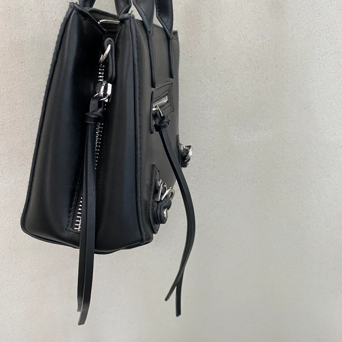 Svart väska - 90