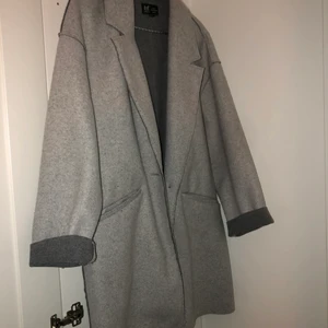 Kappa / M - Storlek M/ väldigt ny, använd 3 gånger , baggystyle 