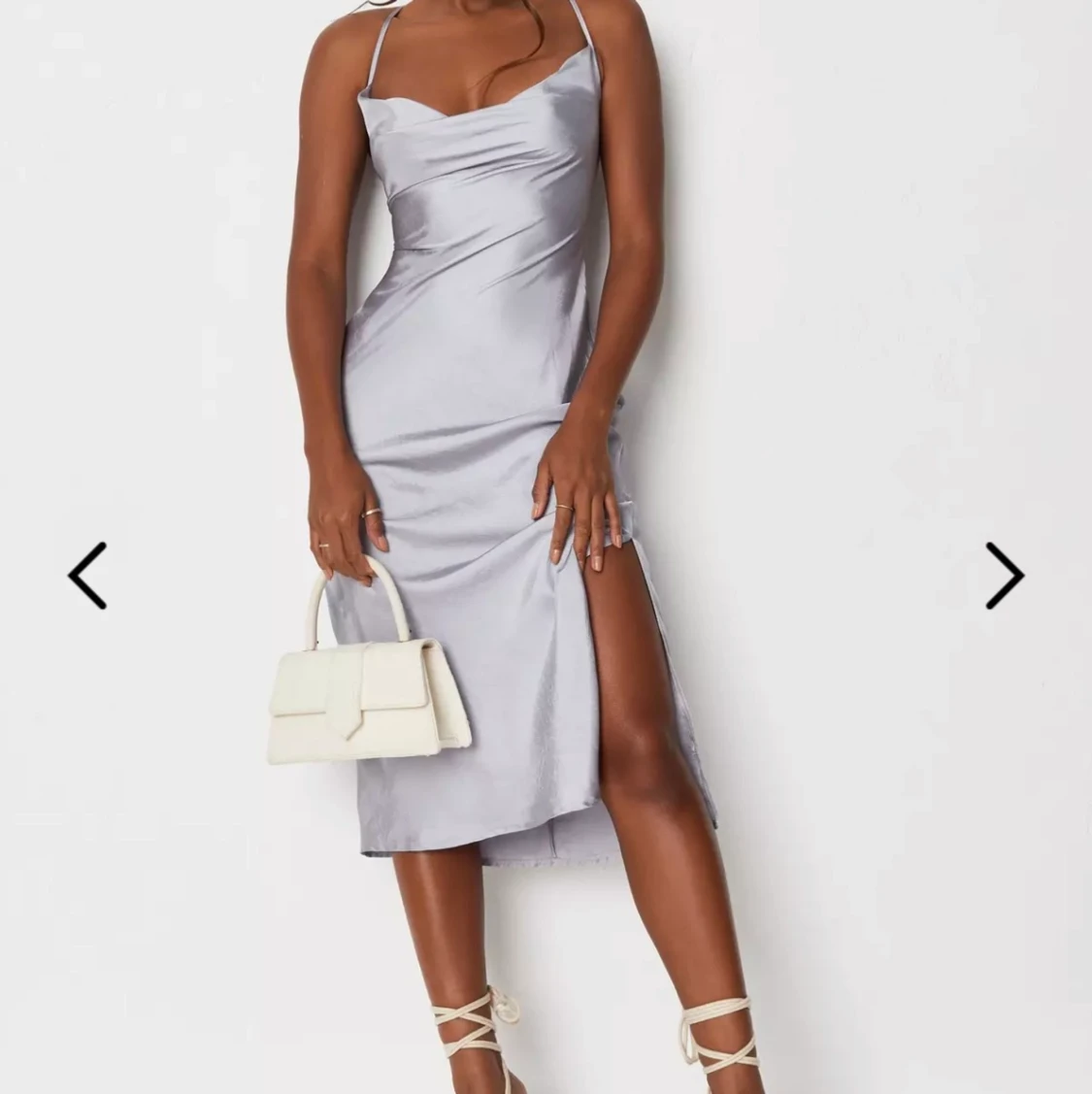 Satin klänning - 90