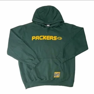 NFL Greenbay Packers Hoodie - Snygg Nfl hoodie med broderat tryck, bra skick. Prutbar.