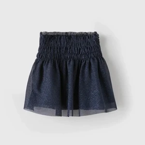 Glittrig kjol xs/s❤️‍🔥 - super söt mörklblå glittrig kjol från zara💕 storlek 164 men passar mig som är 173 skulle säga typ storlek S❤️‍🔥 frakt inte inräknat!! Skriv privat för mer info⚡️💕