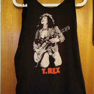 T. Rex linne - Klippt t-shirt