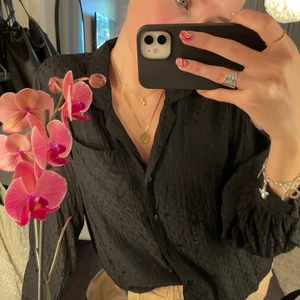 Blus - Super snygg blus med stjärnor från Anine Bings kollektion tillsammans med ginatricot  Aldrig använd! 💕