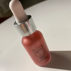 Elikya Beauty Paris Highlighter - Oöppnad