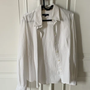 Burberry shorta - En burberry shorta som tyvärr inte kommer till användning! Den är i jättefint skick och såklart äkta!🦋🦋