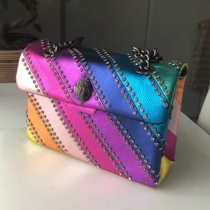 Kurt Geiger väska - Regnbågsväksa från Kurt geiger 