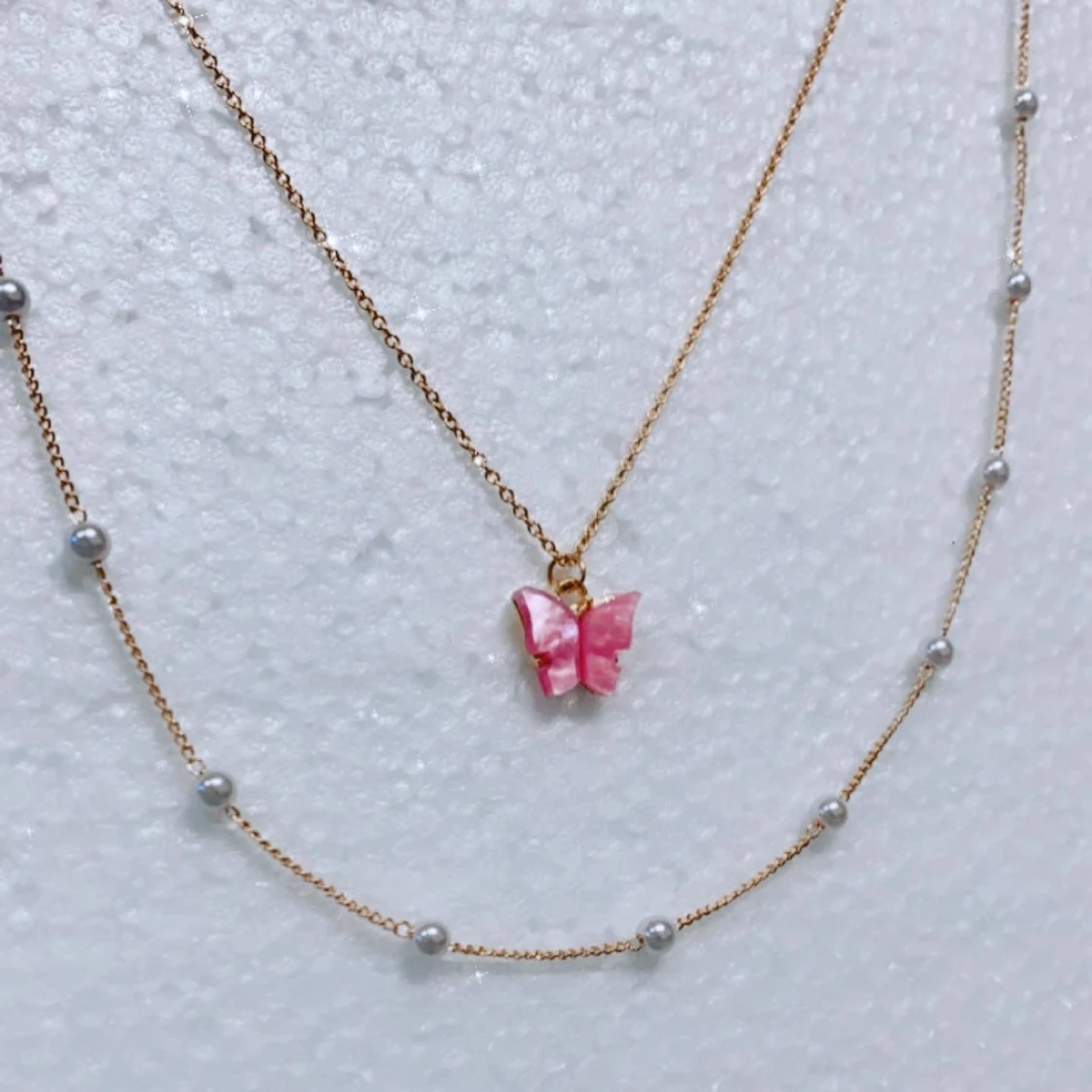 Super fin fjärils halsband😍😍